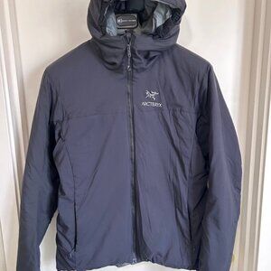 Arc'teryx Atom AR jacket (pre-2020 redesign) Women’s XL Black
